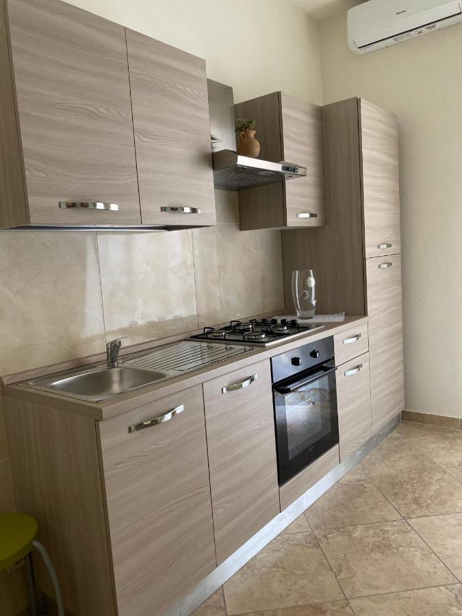 Falu Napoli Centro Camera Con Cucina E Bagno Privato Hotel Exterior foto